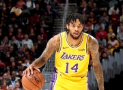 LOL赛事-万象更新：湖人摆脱困境取得连胜