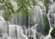 LOL决赛-孤星照伊斯坦布尔，本泽马以传奇之肩，扛起土耳其的破晓之战