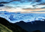 英雄联盟总决赛-库里点亮巴黎前夜，奥运周期关键战，传奇赛后评分拉满