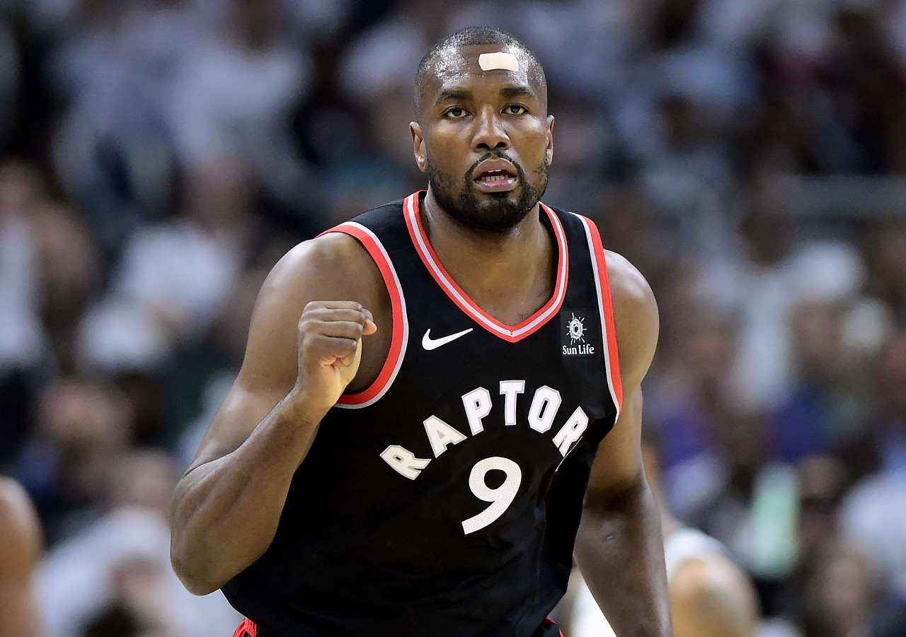 圣埃蒂安队逆转胜利,意志坚定夺得关键三分 圣埃蒂安队逆转胜利,意志坚定夺得关键三分