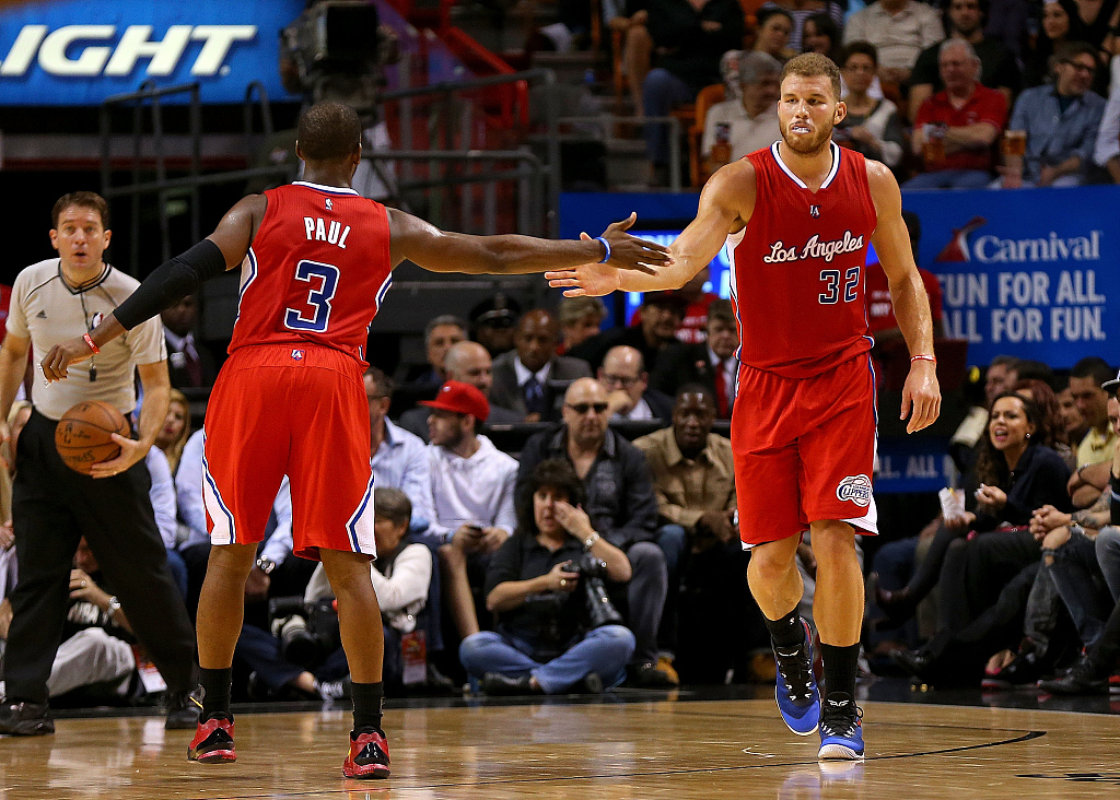 四川队鏖战山东队，保罗惊艳四座