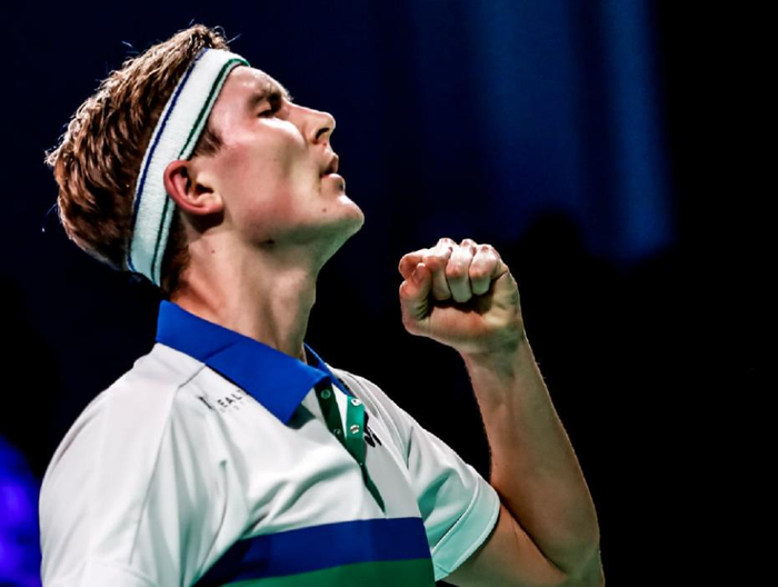 韩国队逆转中国队，安赛龙状态火热