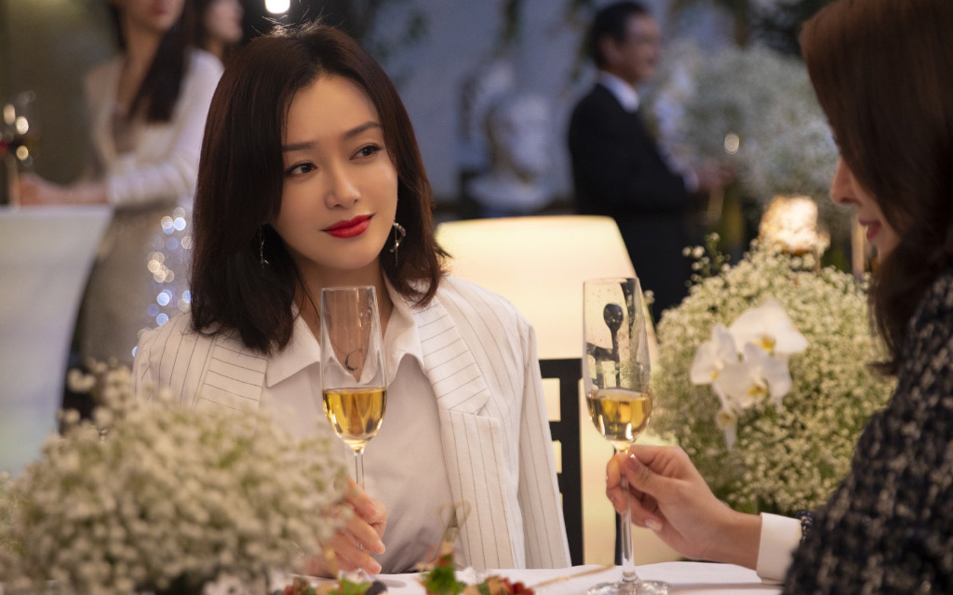 弯道超车与三分狂潮,竞技体育的终极剧本,只在这一天上演